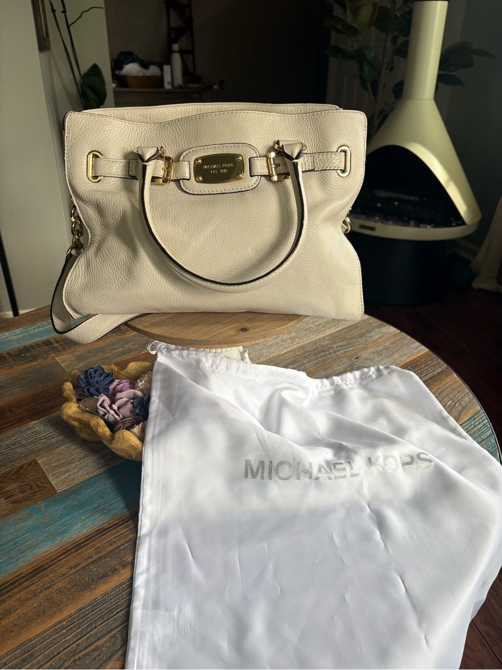 Michael Kors Hamilton Large Pebbled Leather Satchel Cream Gold Crossbody w/Dust